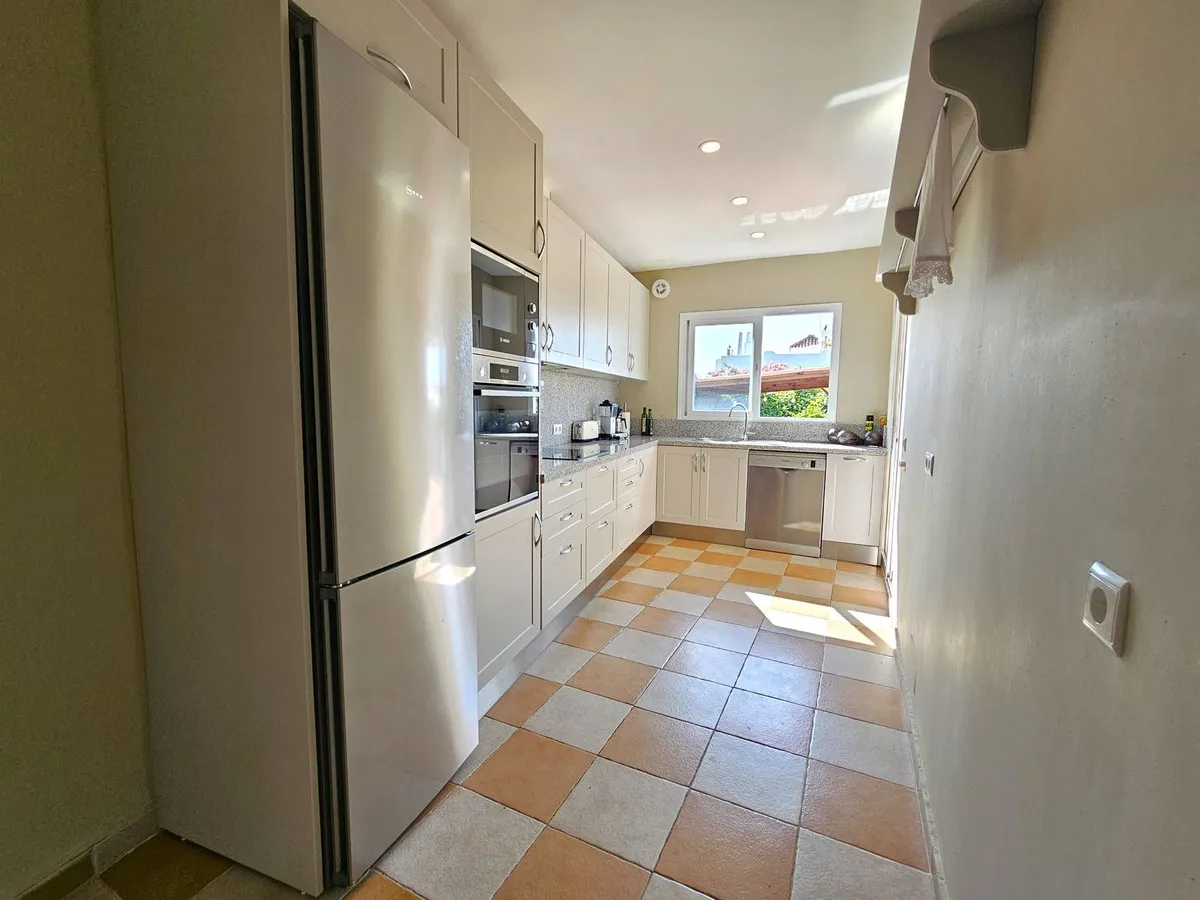 f447b8c8-a0fe-4560-8a87-a8f6b77a0415