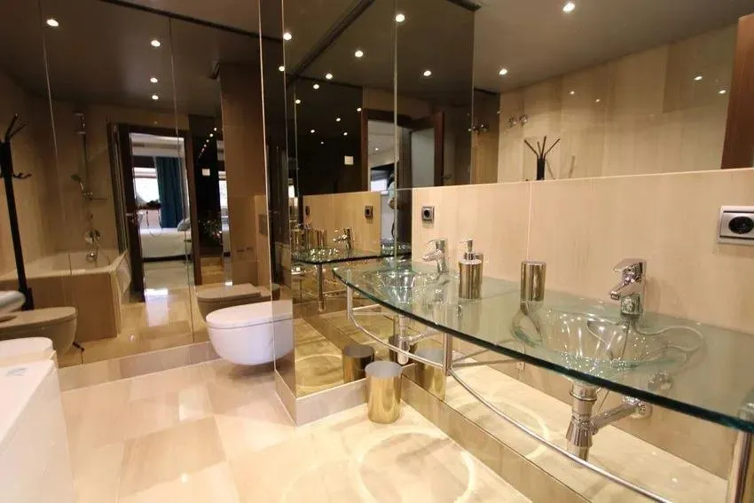 106e39bb-9068-4972-8082-bdb592de3c97