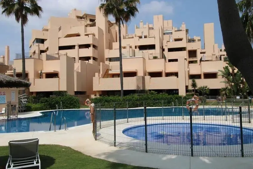 f1662b33-8c21-4c9c-ab16-7c1bda4698bf