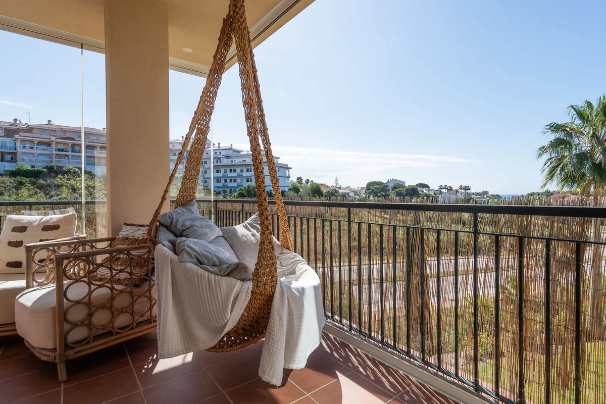 c003bab3-0907-4e3c-a00d-45453f850ab8