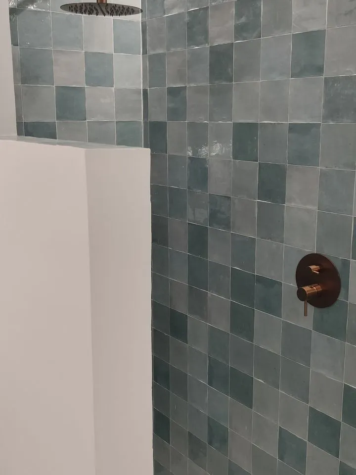 aacb6fd8-594c-457d-bbff-7ea9fb19e1a3