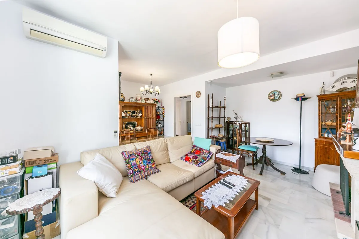 86fc0eb5-b8f6-4bd7-bf1e-bdab87e5df9c