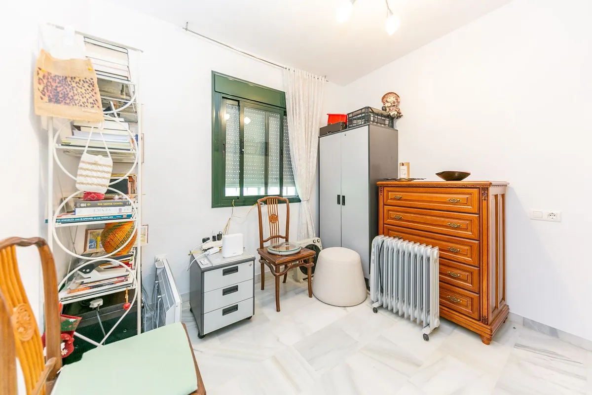 8872b028-4121-4d93-9e93-fb17d76c3381