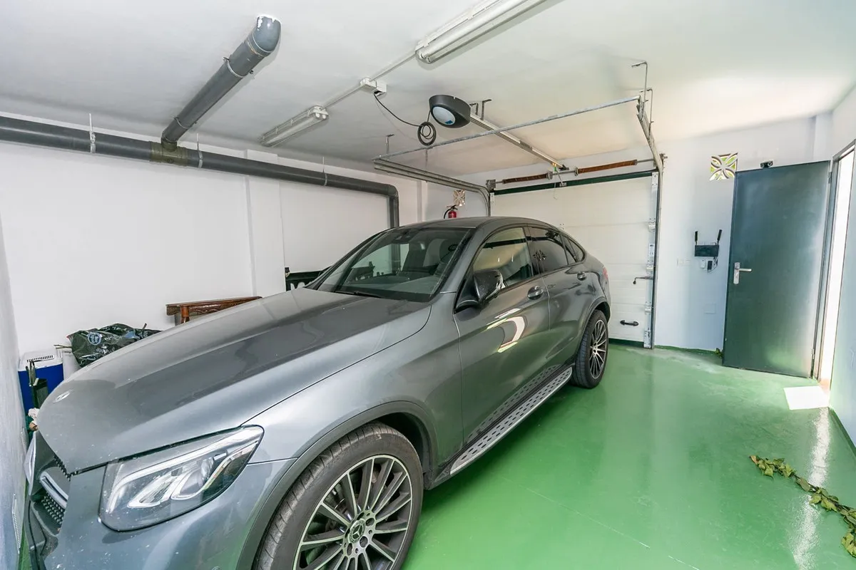 8e30b23e-595b-43de-8de6-fb907664a4ac