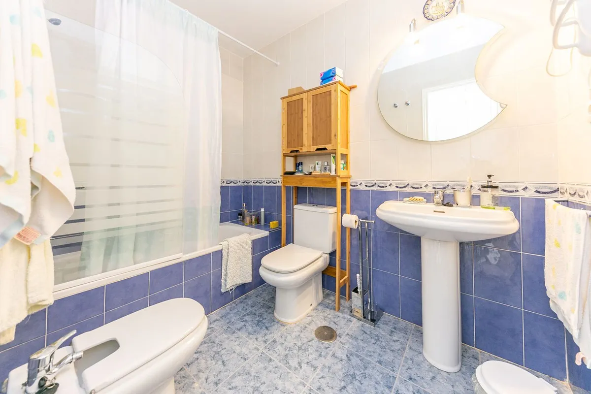 a14da9c4-1e46-4f36-a926-101771f86a3f