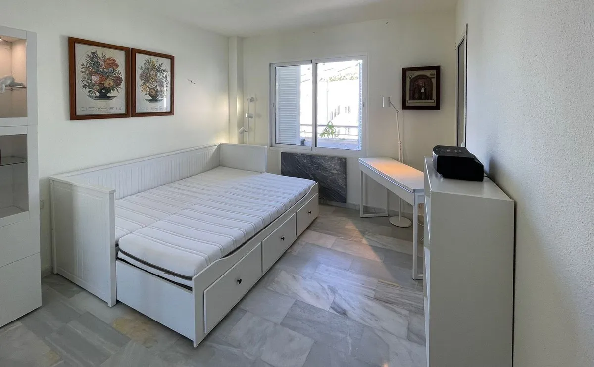 9700a506-4412-456c-a215-4095fa949532