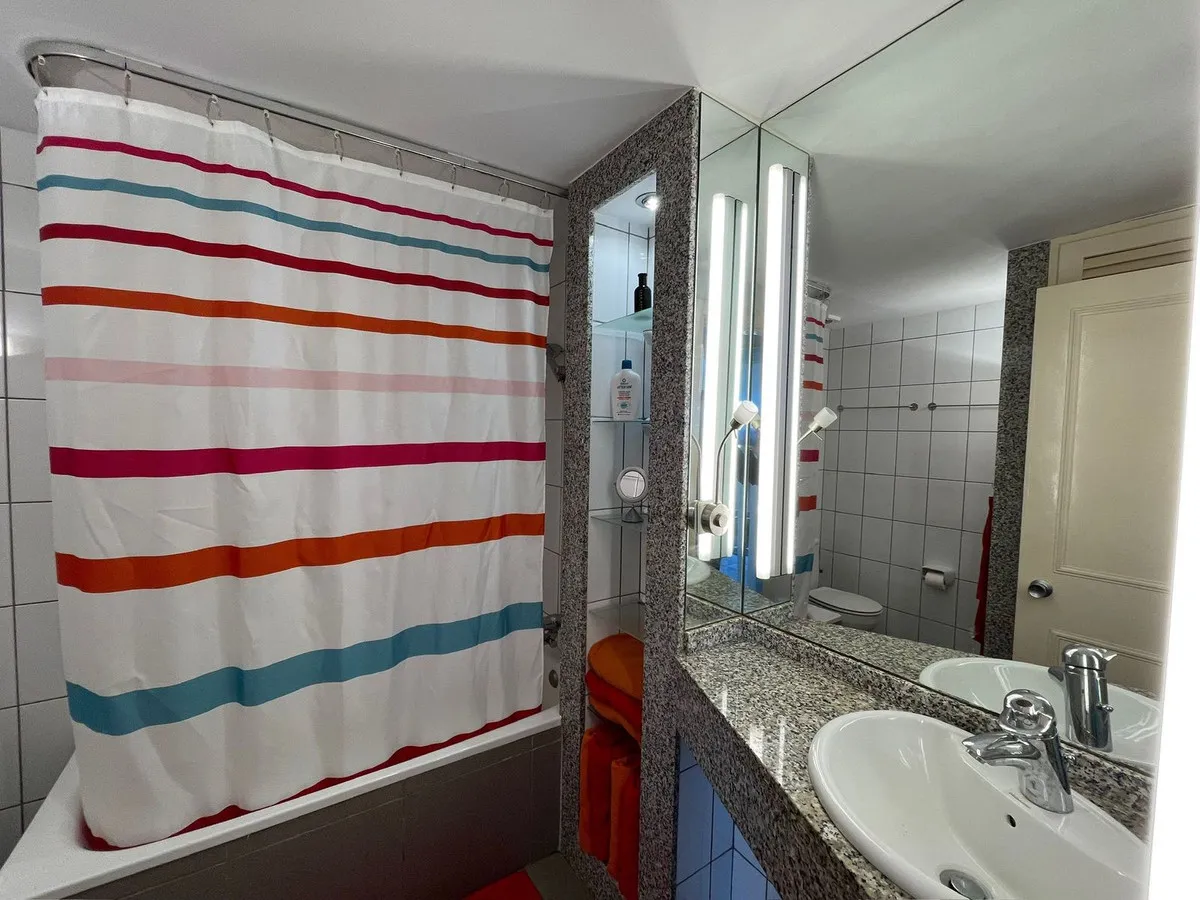 c9bb81da-50d3-41ba-bd7e-1c40de63b84e