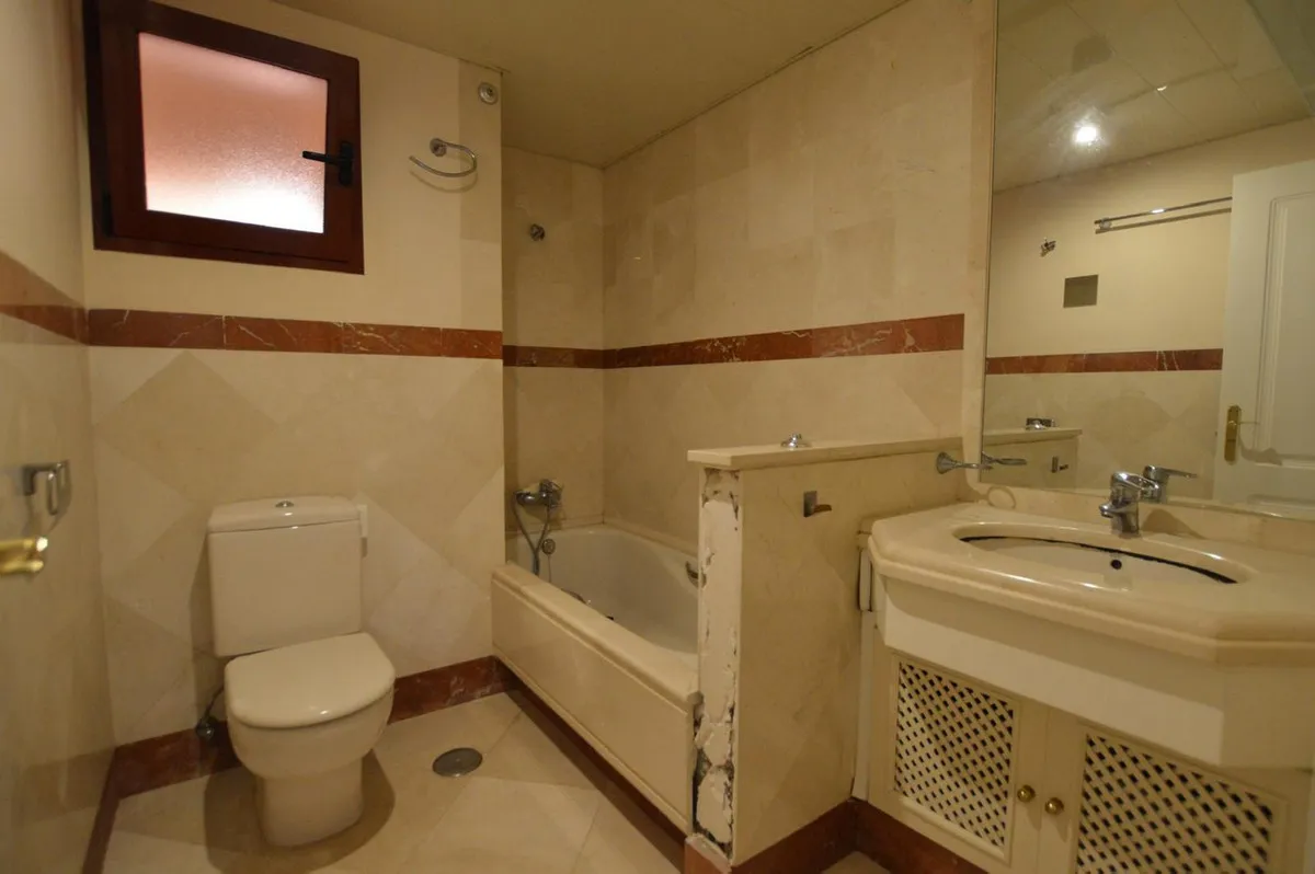 5efebc37-575e-45dc-9f4a-c5ed61a13f27