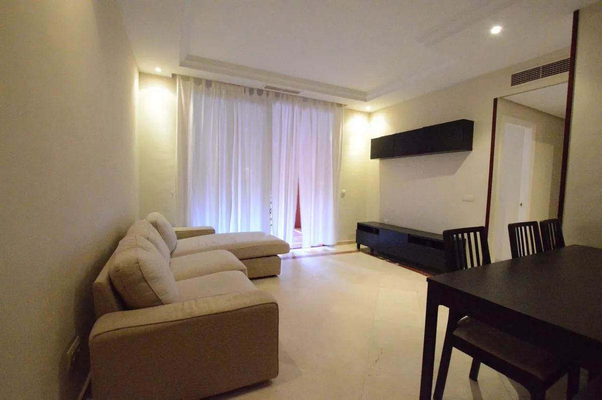 d5b2e977-2fb3-4871-89b5-75f6a72f501d