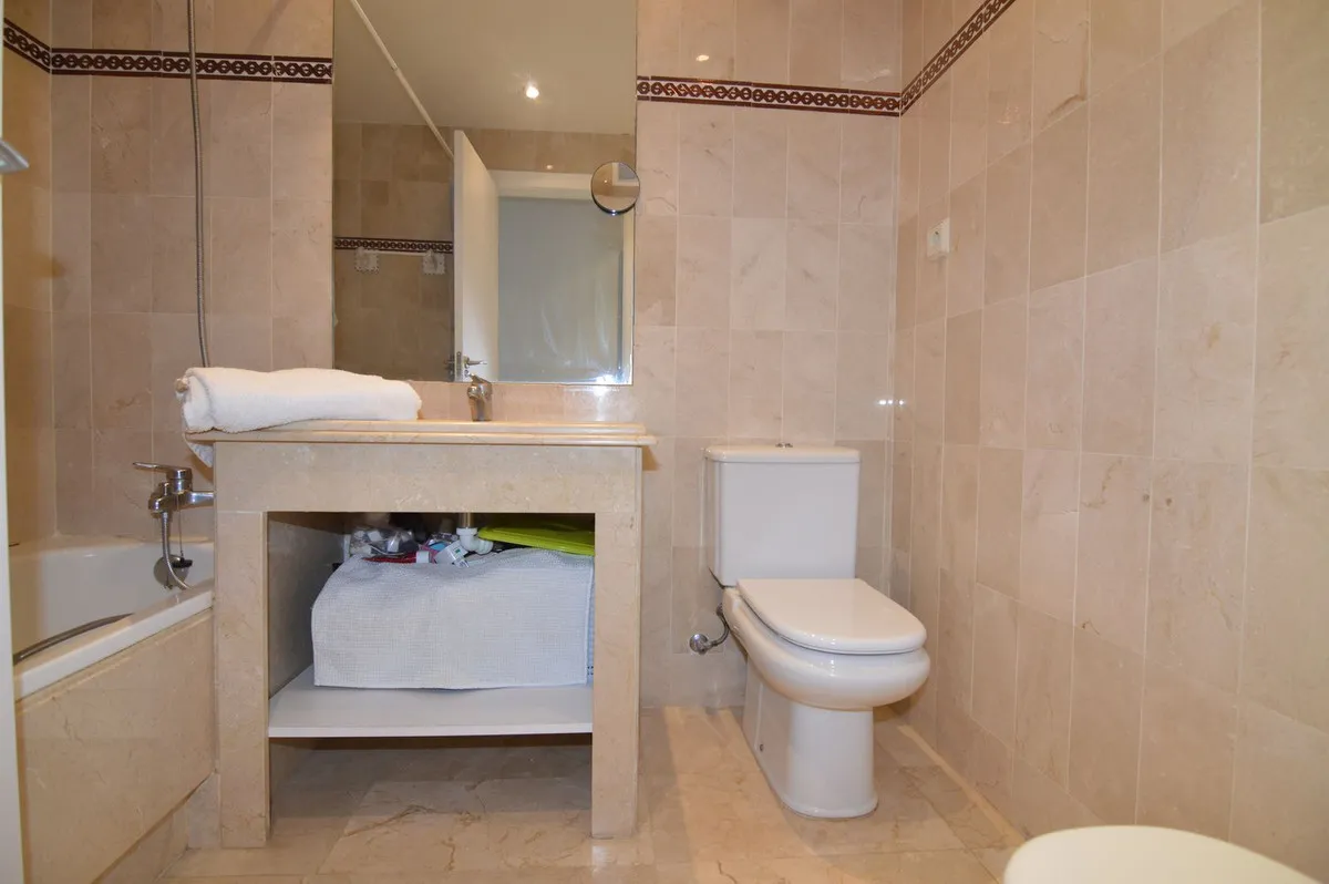 4833a8c4-126c-4331-b36c-77708f4e50bf