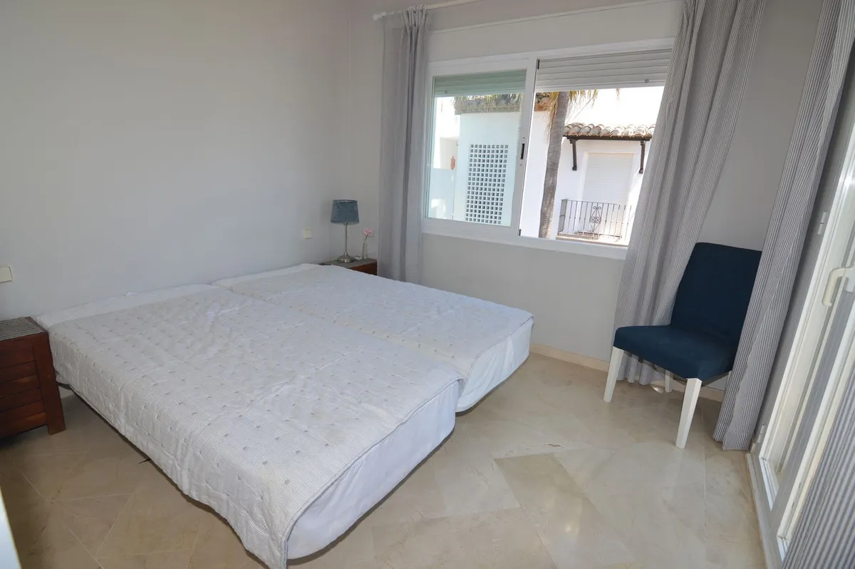 d2bc18ab-6101-4f64-904c-e9fa645c0367