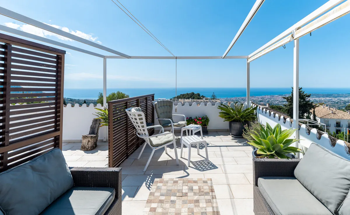 152ebe92-1cbb-440b-a0b4-196ee44a6507