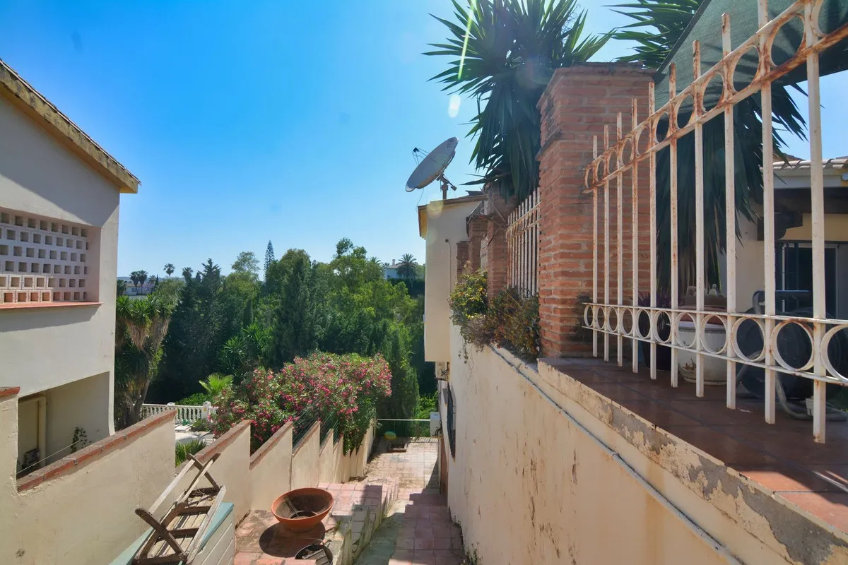 76fce4d4-3761-479a-b121-2ca6f9386a21