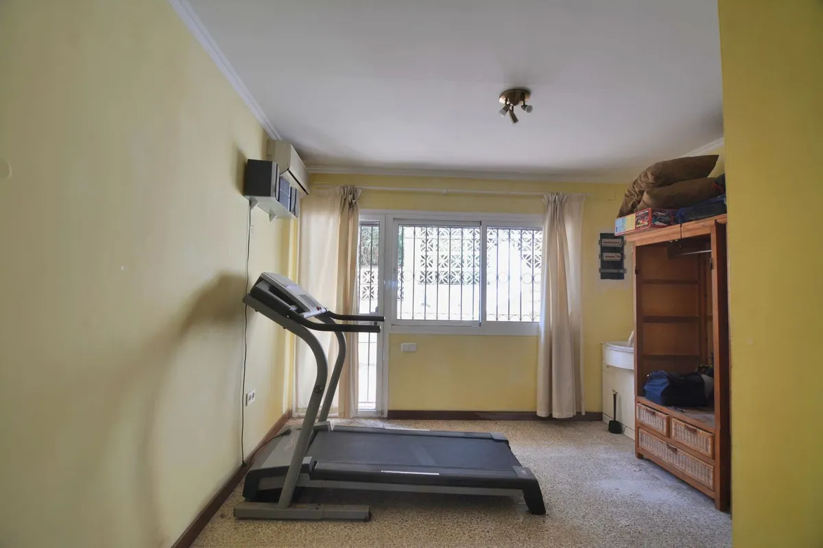 8e67cbdc-e042-4d3b-8da9-04dfd7daa67e