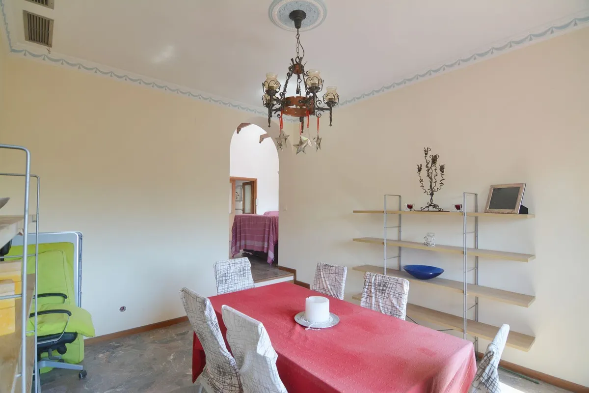 a7e5a38d-b4bb-4b43-a87c-2d4b79fdf930