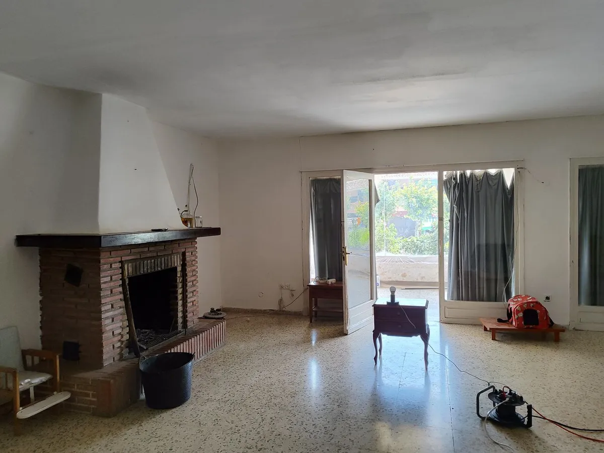 4ba00e77-48c7-44cd-bd3a-2109fad48d91