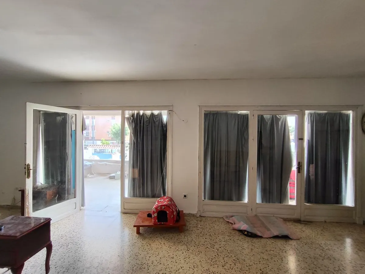 5ec13bcf-f692-4be8-87c4-d7d1a61d34eb