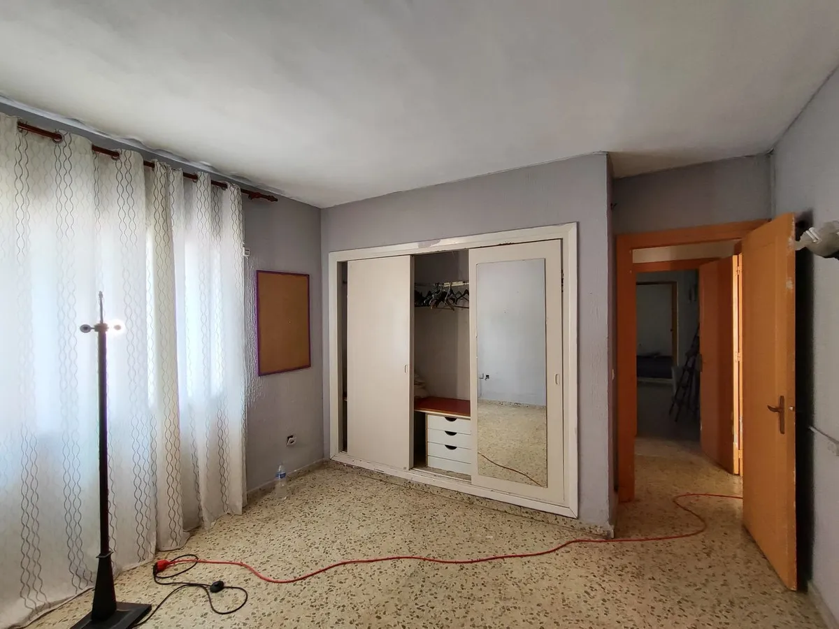 9201ad56-ce98-45d2-b5b0-74f4956e65ba