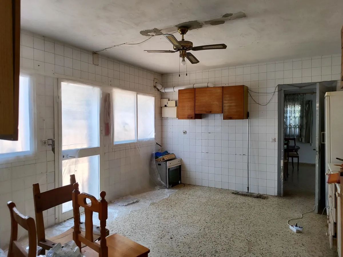 98ca35ef-29d6-4b74-8470-17f73f18d2a6