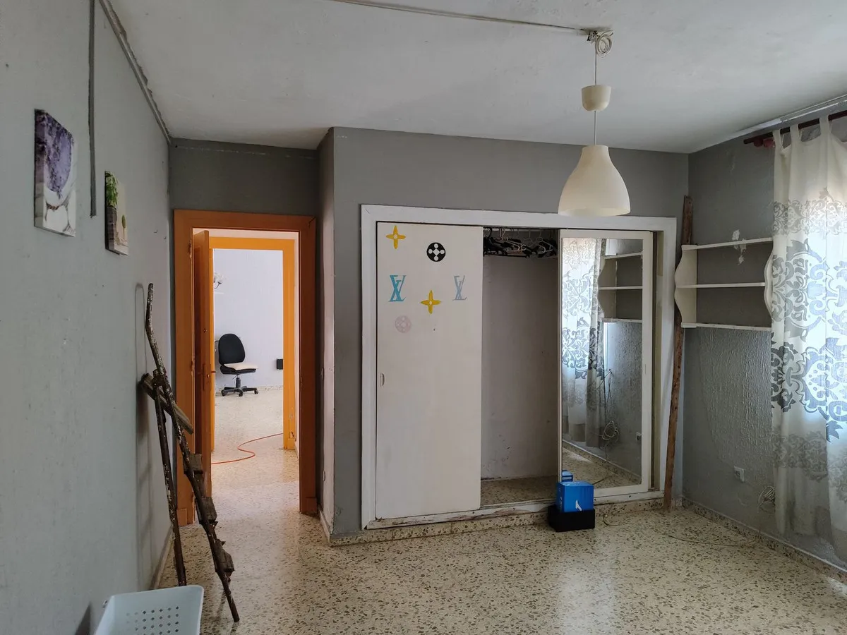 eb75fd79-b85a-4615-9d6e-0392489eb0fe