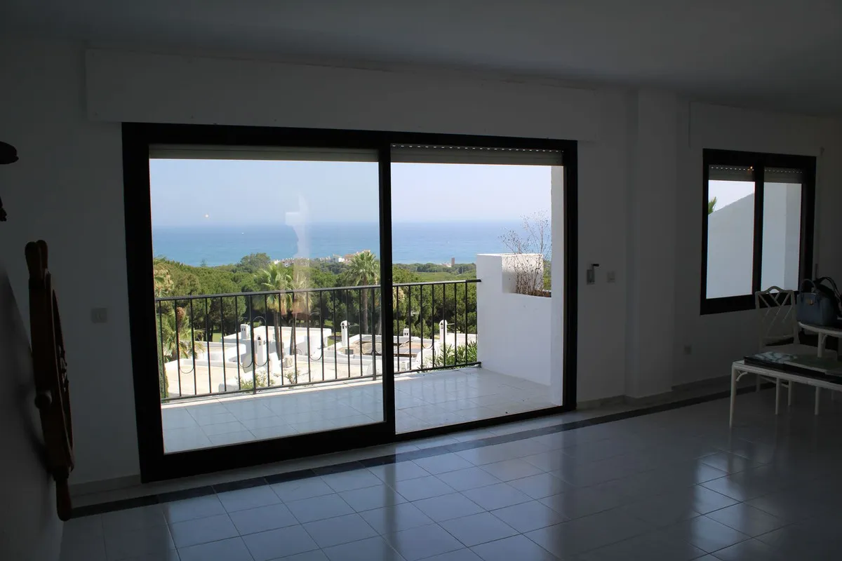 14b21554-ddc3-4c08-aa01-25b4cfe89199