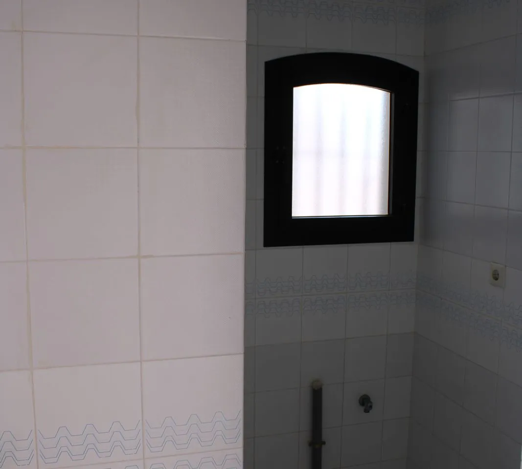 1c224a3d-c627-42f8-a681-87dec756ce5e