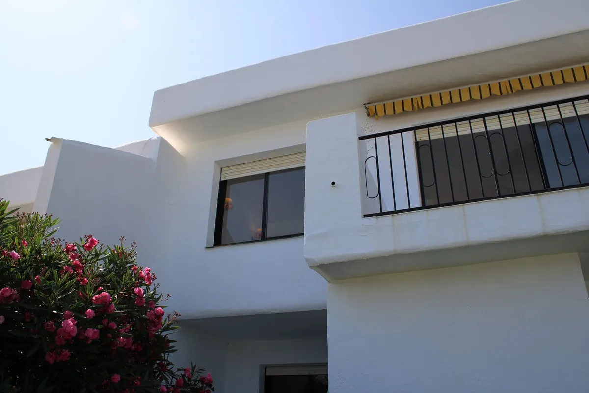 418951e8-b9e0-4e25-b33e-32da552ee05b