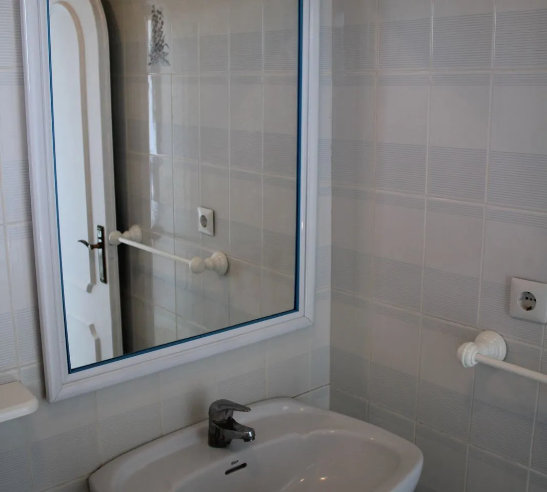 49adec3c-e35c-45e9-998a-dc968891de64