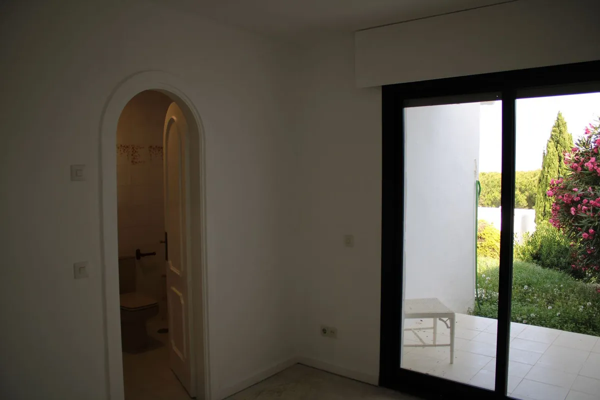 6877e179-d058-4b7d-bb4b-cbd765bdcd1f