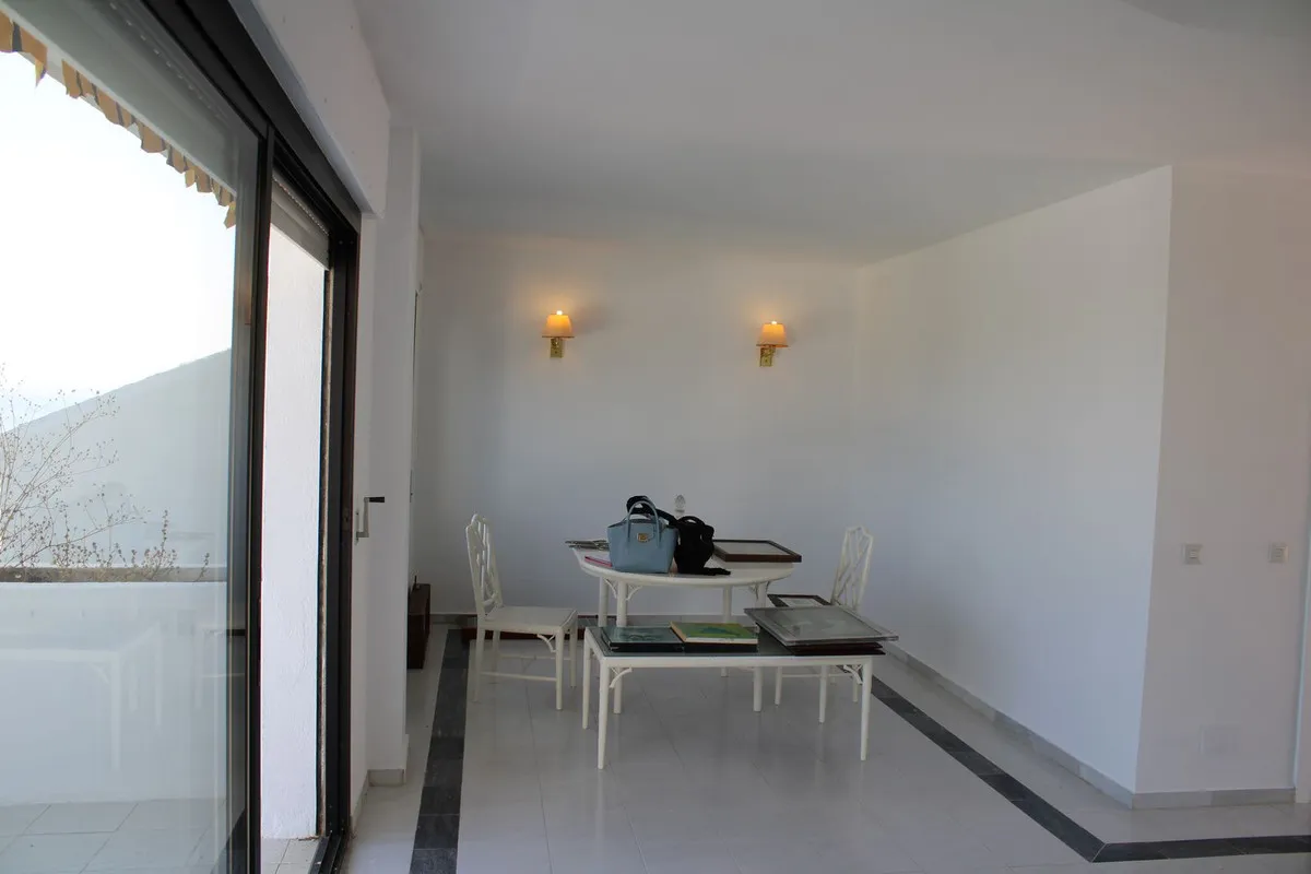 76e96be9-edcc-435c-8b5e-44f006066d59