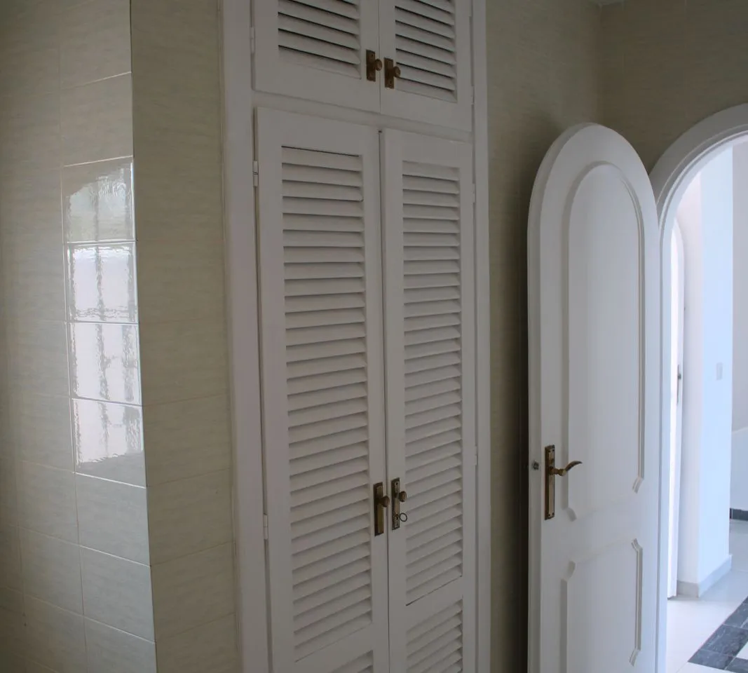 b2b8a767-7539-4342-859a-fcff860f60b6