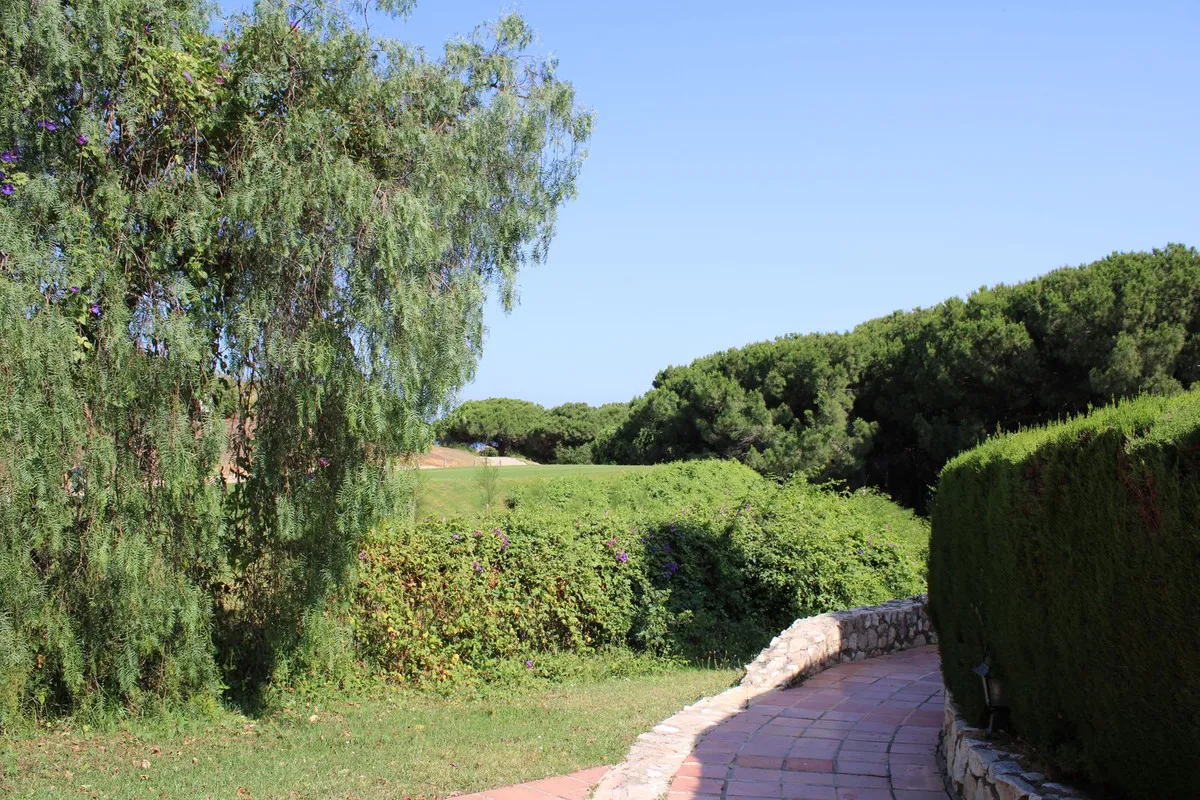 e736930c-fca6-4564-8418-c9fa2da2b570