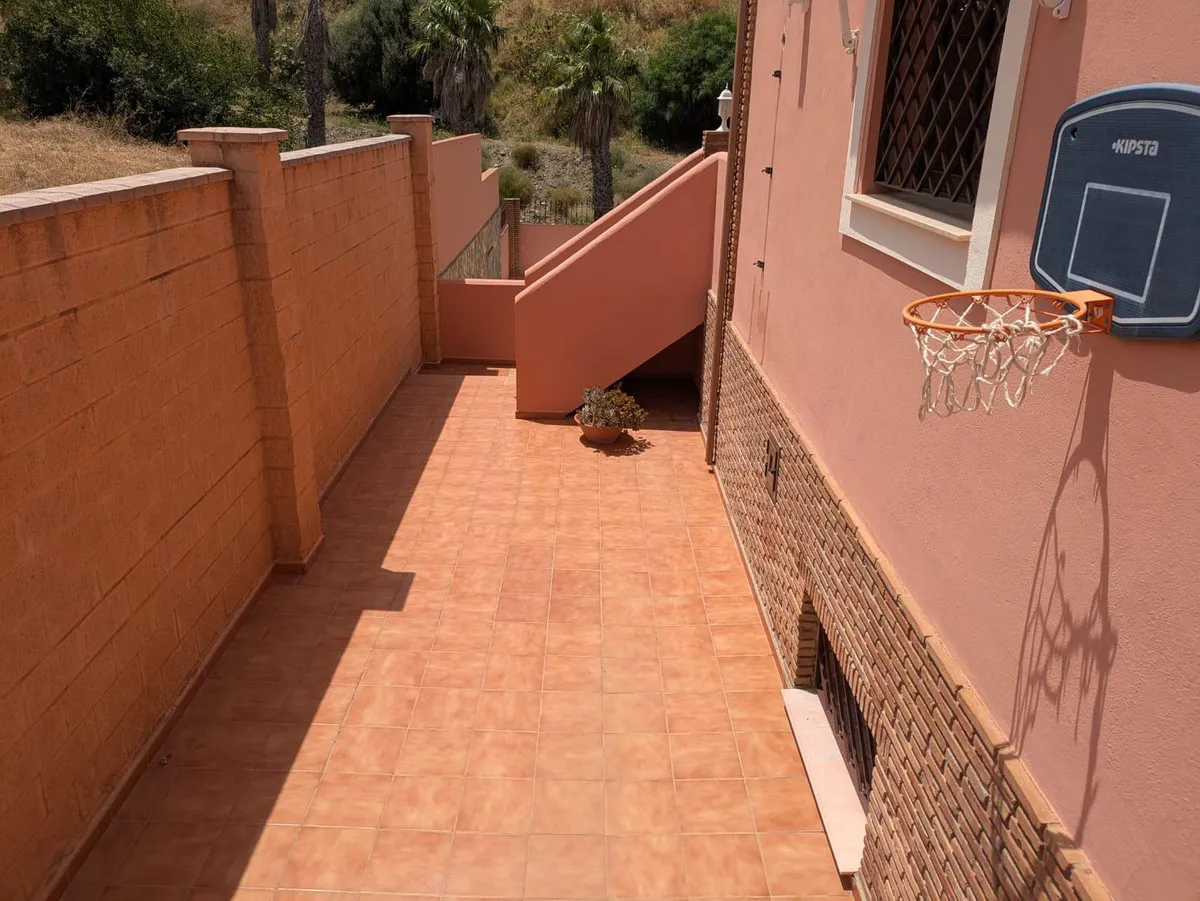 d6f71fd6-2106-48b1-9dbc-7704d5bf8c96