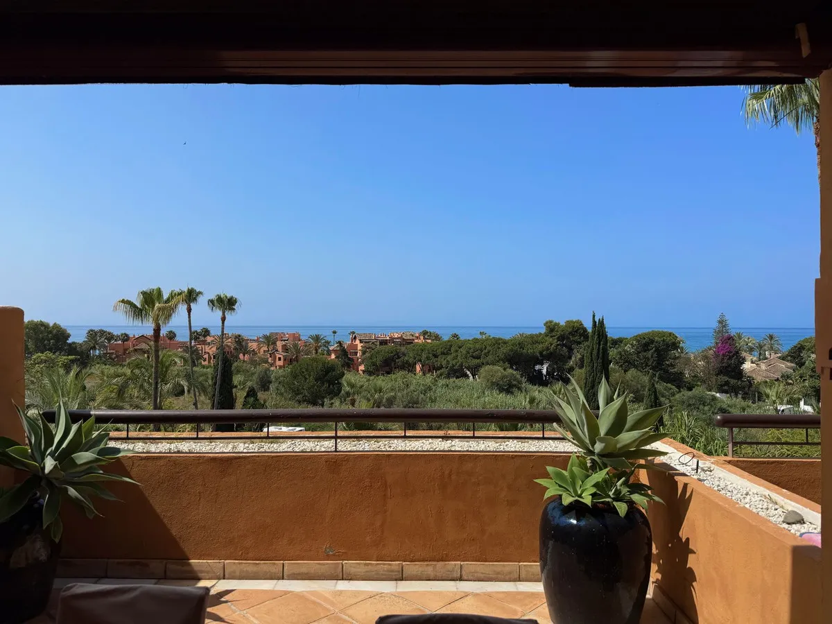 73b7b099-09df-403b-817f-a196853b2ac2