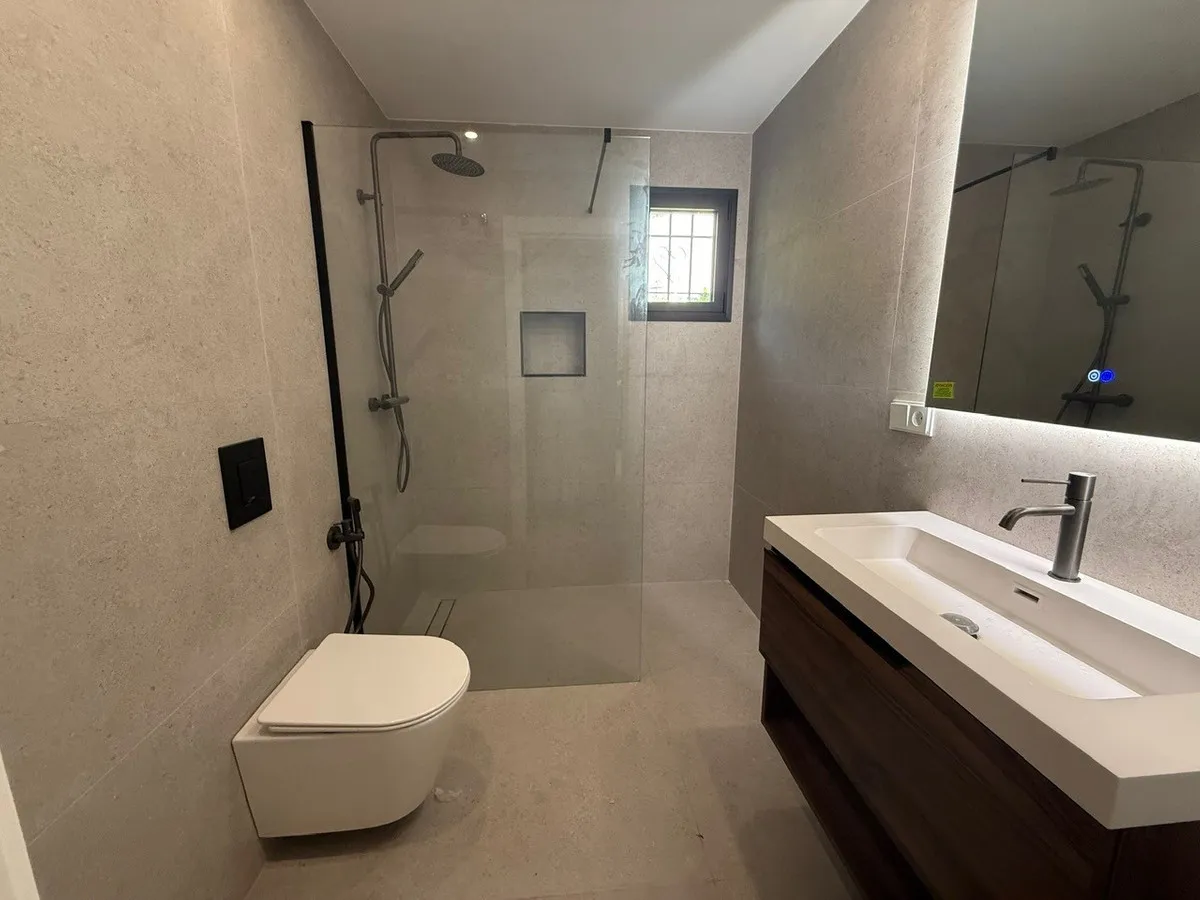 16656a69-fee8-4b2a-8d12-9b2f1375a465