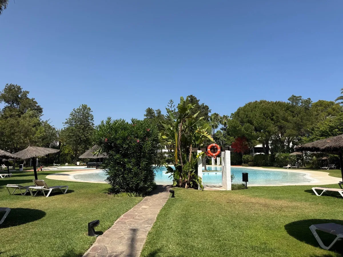 1af7154b-cb85-4eef-9e5a-eb3ba6636f0e