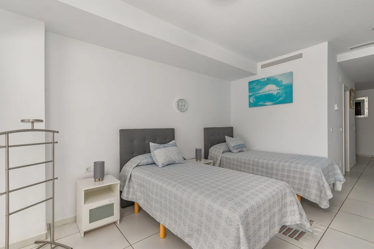 320d8c31-7738-4986-8e9f-1715ef699ef7