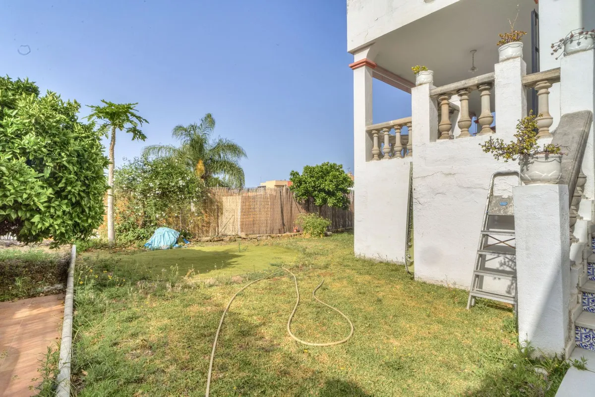 0981290b-35bb-4c99-b95f-619098fb9bef