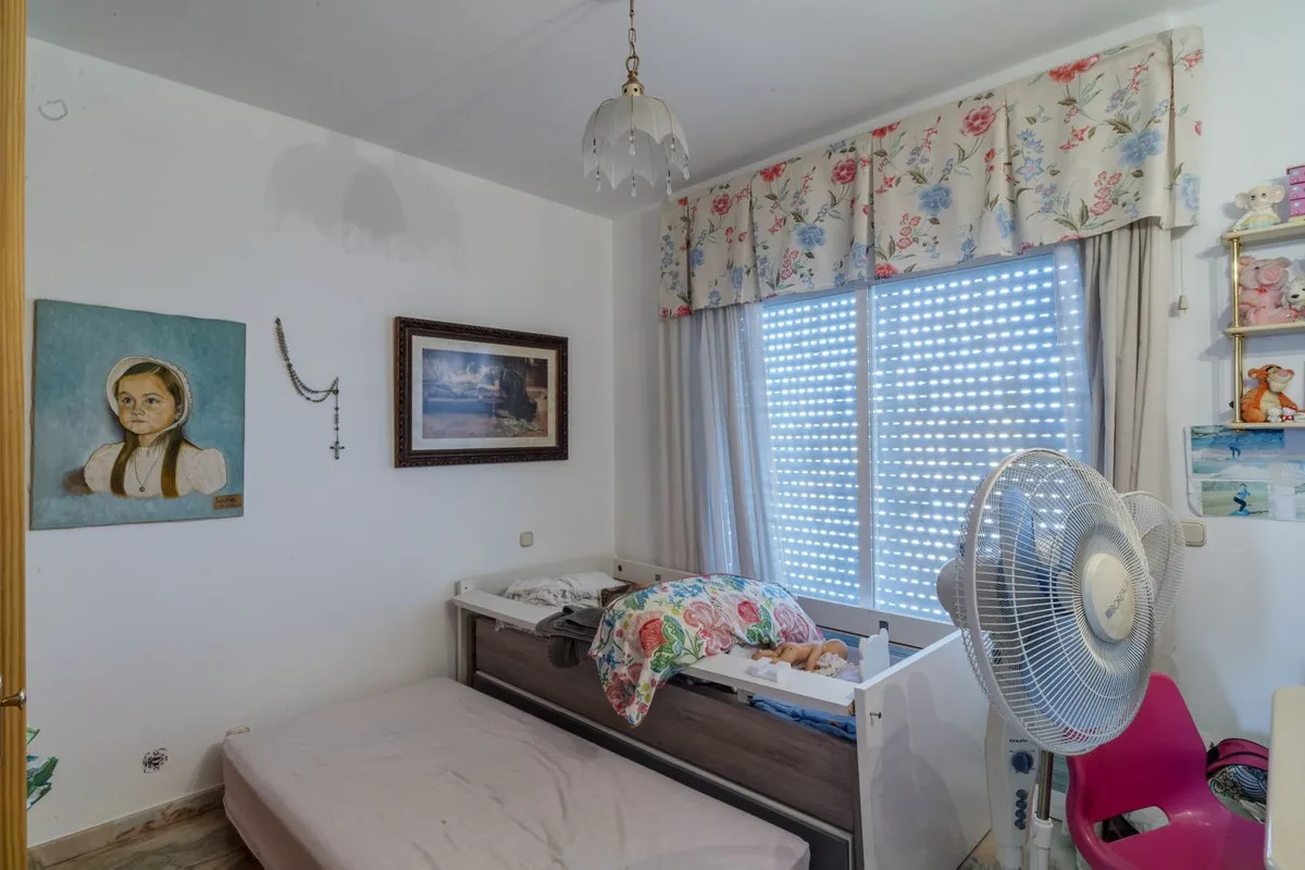 a4a7ac05-a833-4cff-a007-9937f2f5e96b