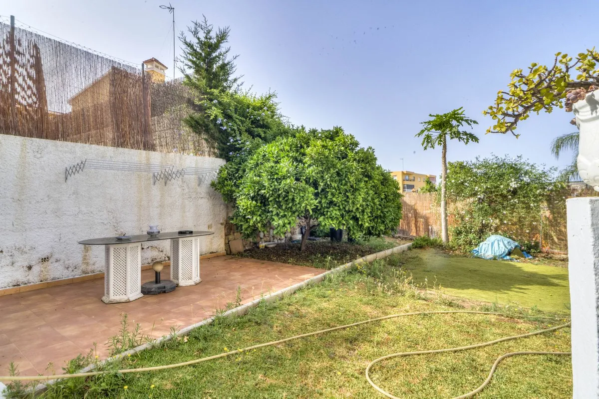 af987a96-2c6b-464c-9bf6-cbe9821c25c4