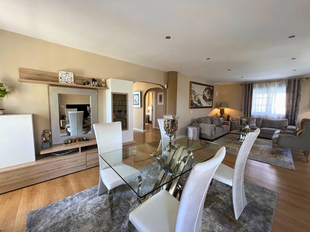 7a0b81a5-4c56-43e3-aa33-29ab4a4bdf60