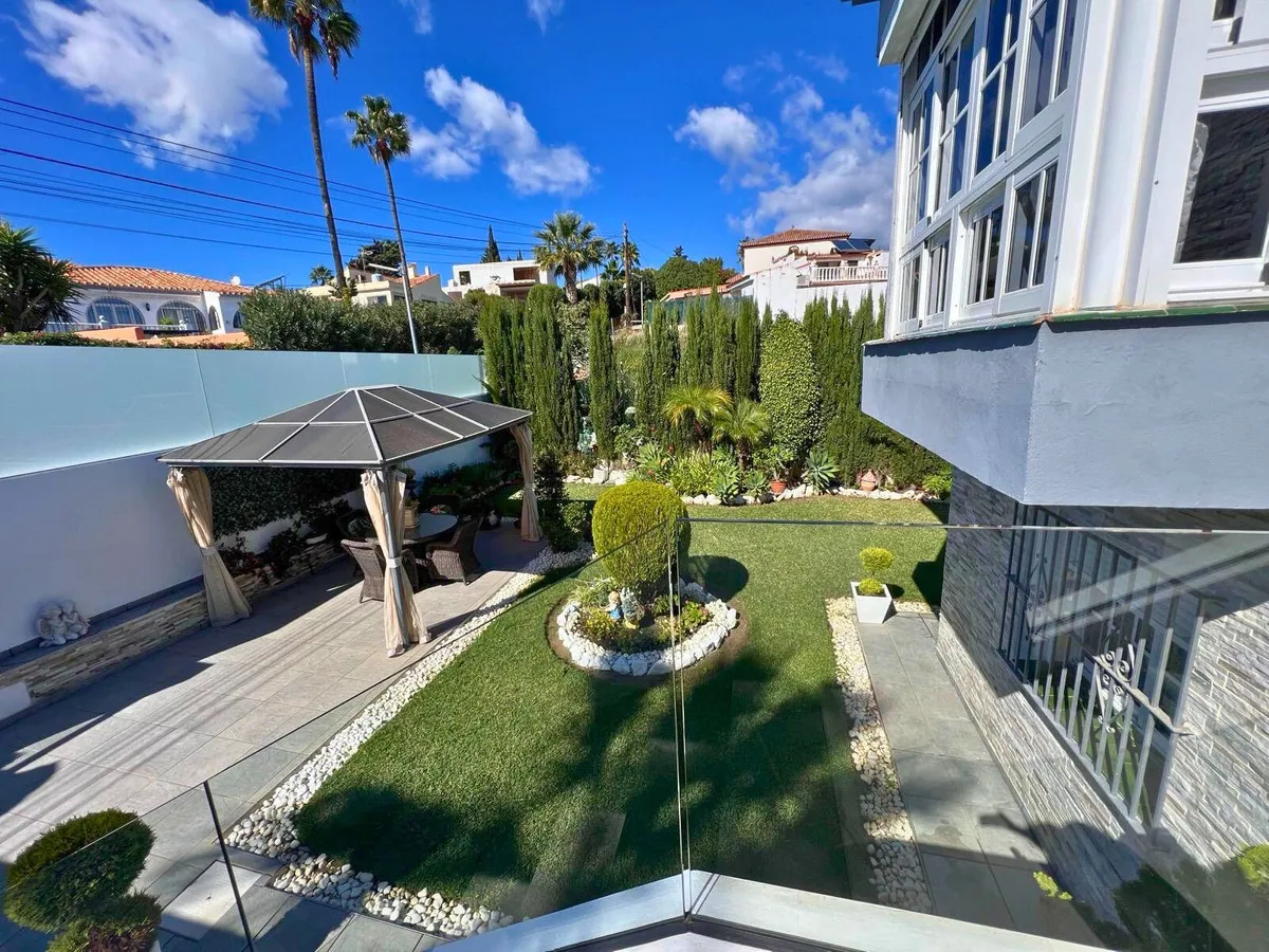 88574076-ca32-486c-8540-8410216c0bc5