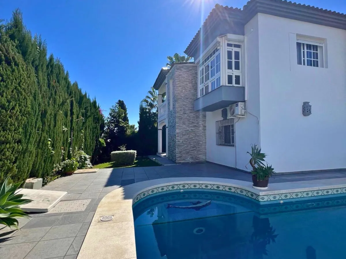 c524698e-8446-40a8-8571-0b46e089f883