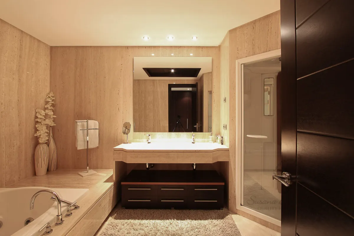 d8757ebc-3565-41b6-9867-368cc4995133