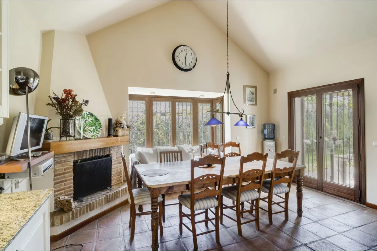 1a7c1d8f-bff6-4c88-b4fb-bf6d37975e82