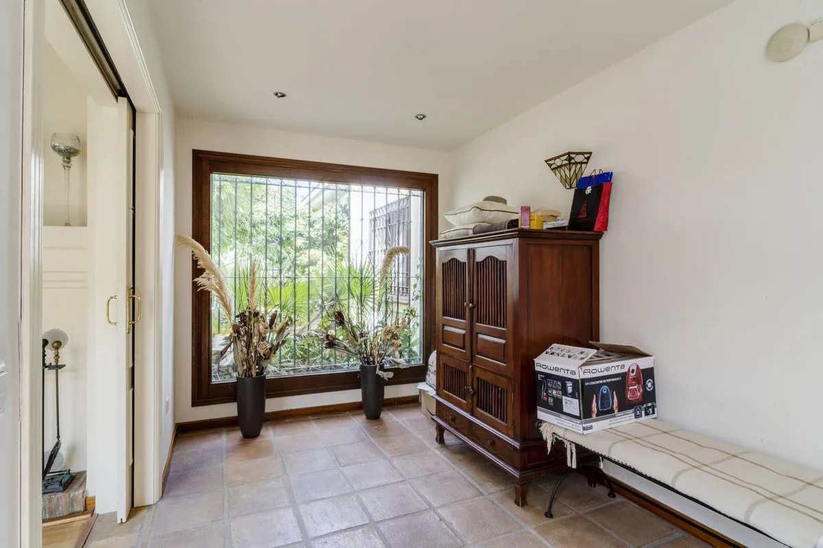 49eca290-b332-4110-8f51-6b41bc670aba