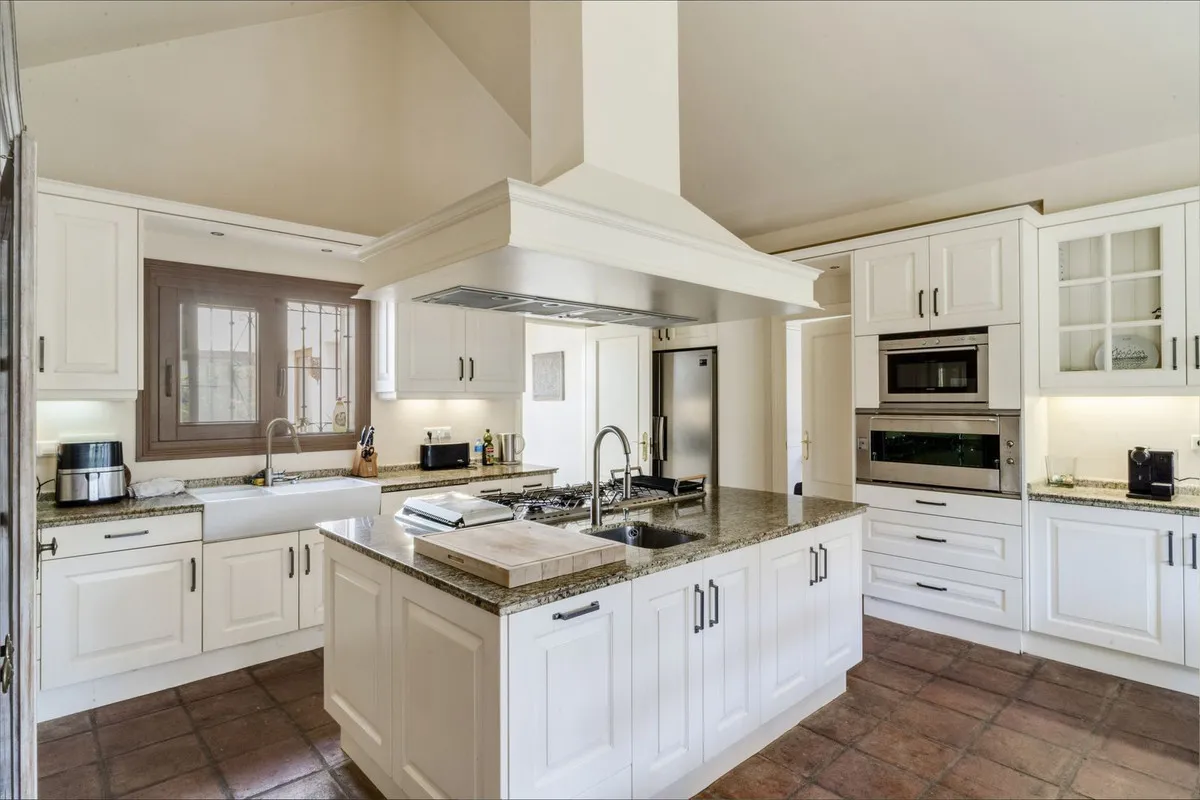 691a7353-e9fd-40d0-8d4a-c52d46e33958