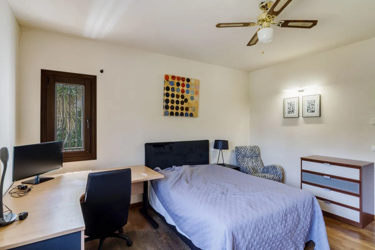 991e779c-18b9-479d-a9e1-aab3b64d401b