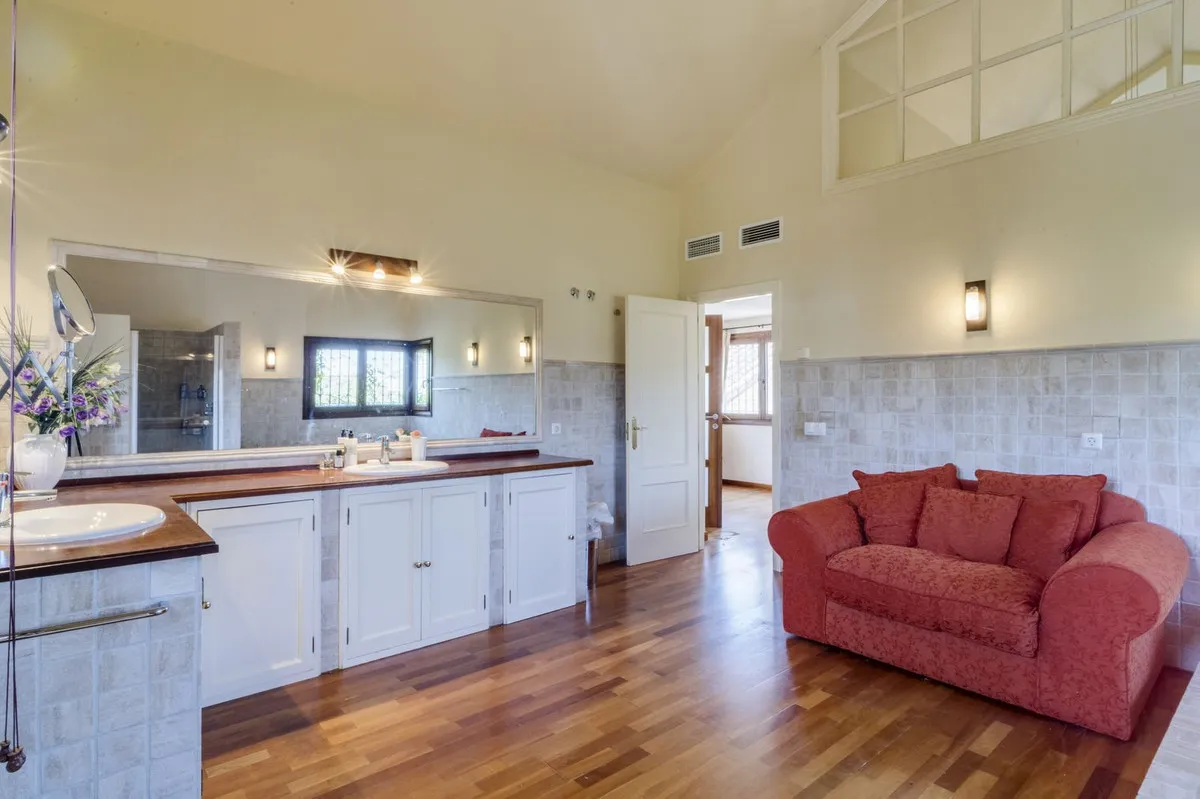 9bd5e730-91ae-46f3-90c7-b02852ffbddf