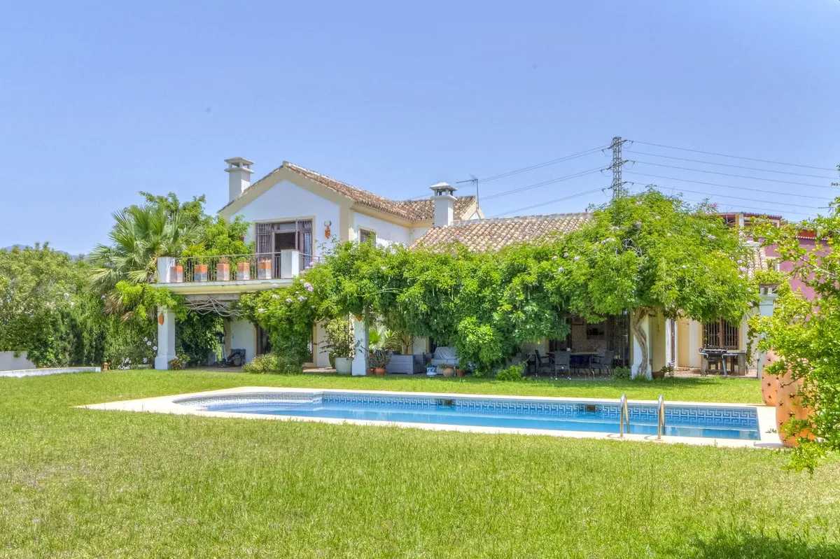 dda5cd98-3116-4a2b-ac65-127772a04cdb